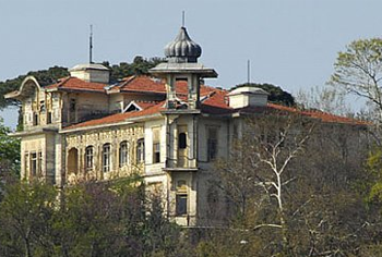 Vahdettin Koruluğu Köşkleri